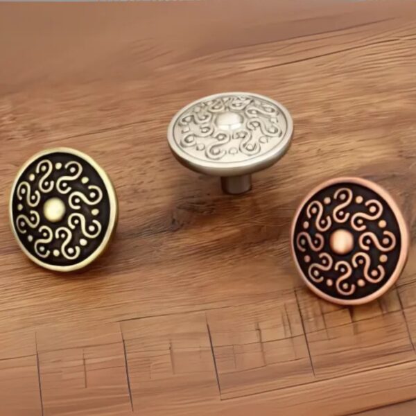 Elegant Knobs & Pulls Collection